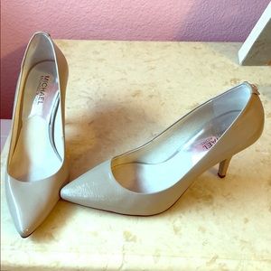 Michael kors Grey heels brand new!